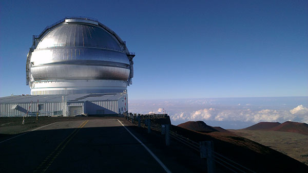TELESCOPE AU SOMMET DU MAUNA KEAA