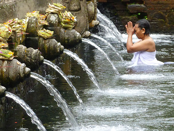 TIRTA EMPUL