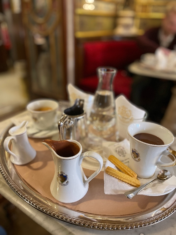 Le célèbre chocolat chaud du Caffè Florian