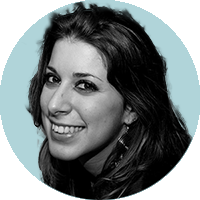 Julia, Journaliste voyages